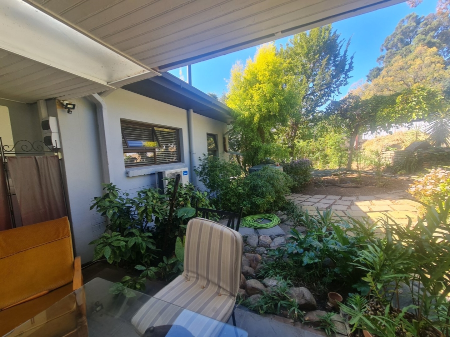 6 Bedroom Property for Sale in Waverley Free State